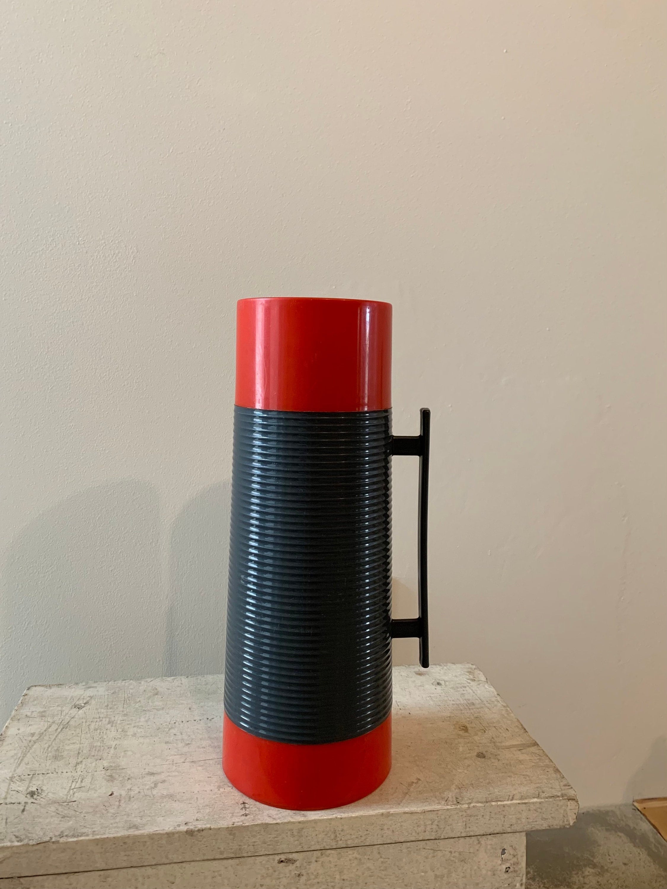 Vintage Aladdin Thermos Duraclad Red Gray Plastic Ribbed Etsy