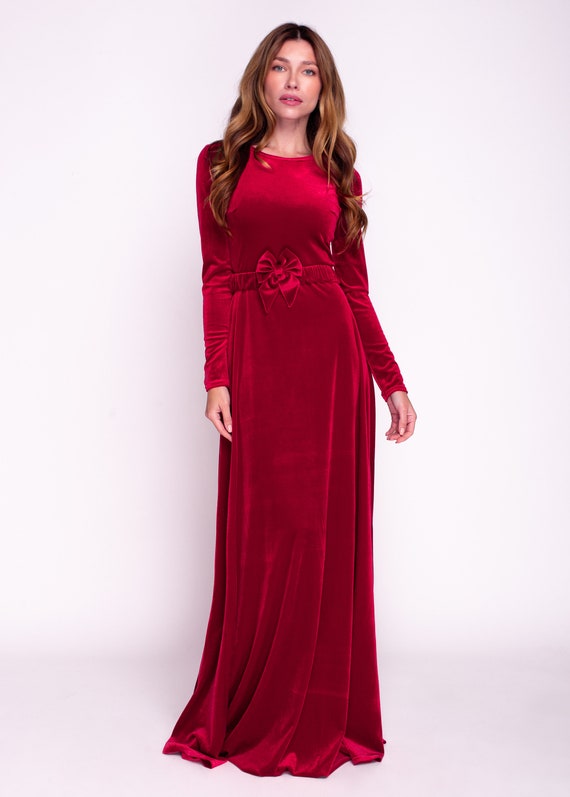 Maroon velvet long dress deals