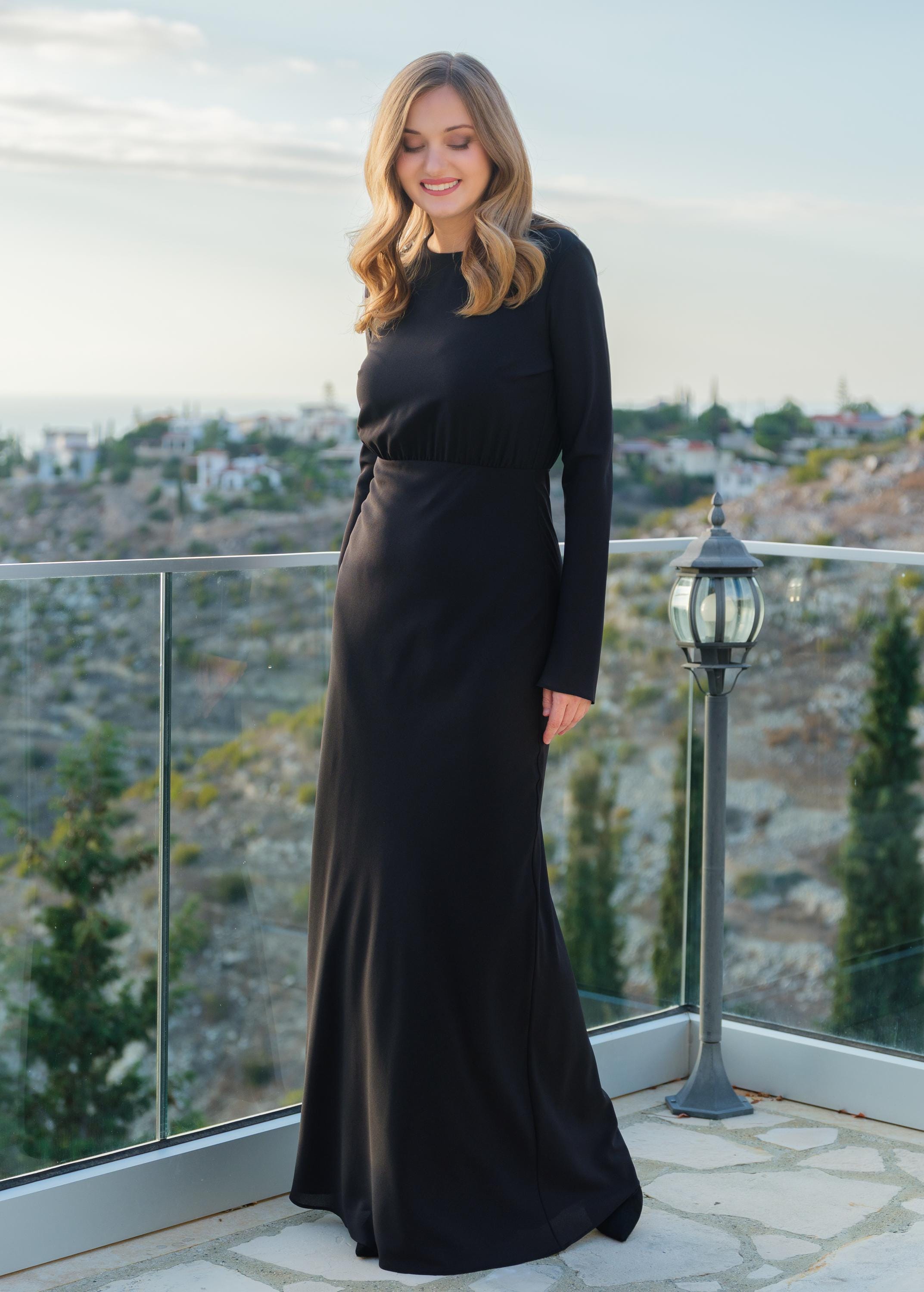 Chiffon maxi Dress with Long Sleeves in Black, Bridesmaids, Wedding guest, Special Occasions gown