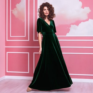 bottle green dress robes Fantasy Green Wizard's Robe by DesignsbyLadyFaire on DeviantArt