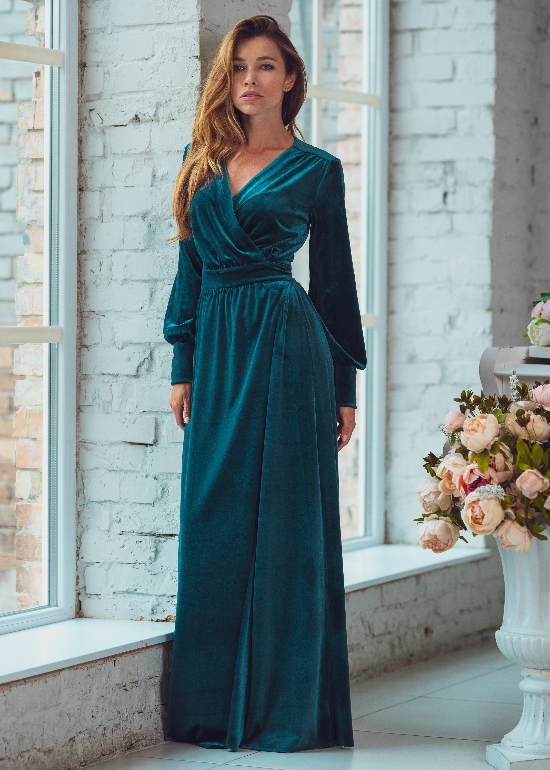 green velvet dress holiday Velvet dress in emerald green main image 1