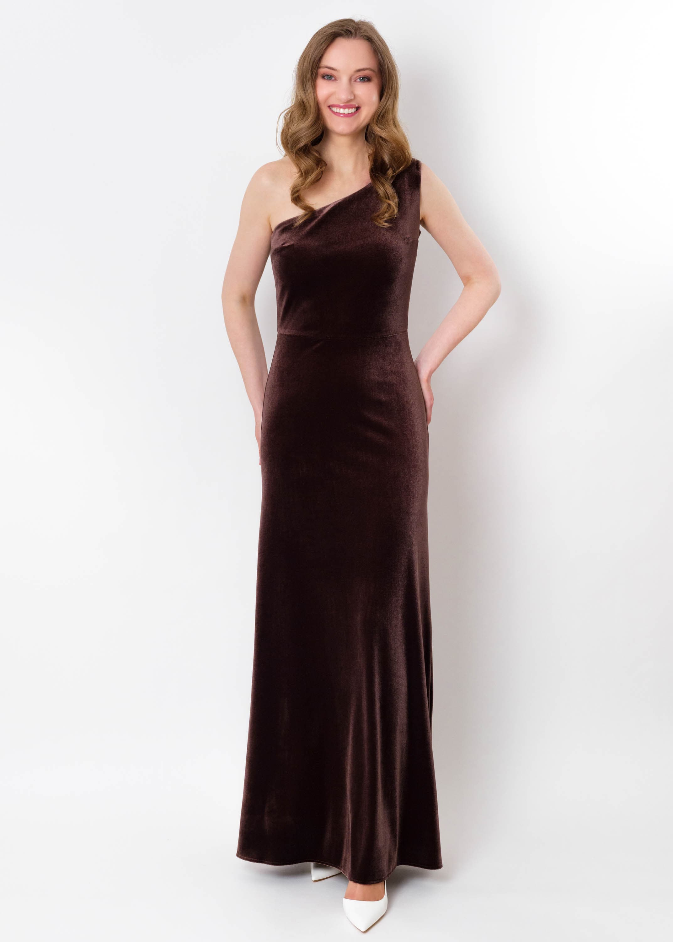 white christmas dresses Tarna | Brown Velvet Midi Dress with Bow Straps main image 1