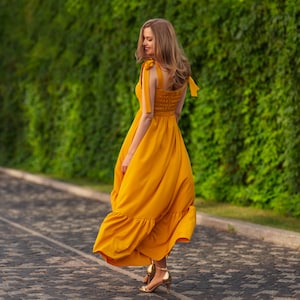 Robe d'été longue bohème jaune miel, maxi robe faite main, tissu de robe vintage, robe d'invité de mariage d'été, robe de demoiselle d'honneur, robe de cocktail image 9