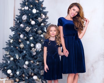 Mommy and me navy blue velvet dresses, Mother and daughter dresses, Christmas photoshoot dress for mother and daughter, dresses for girls