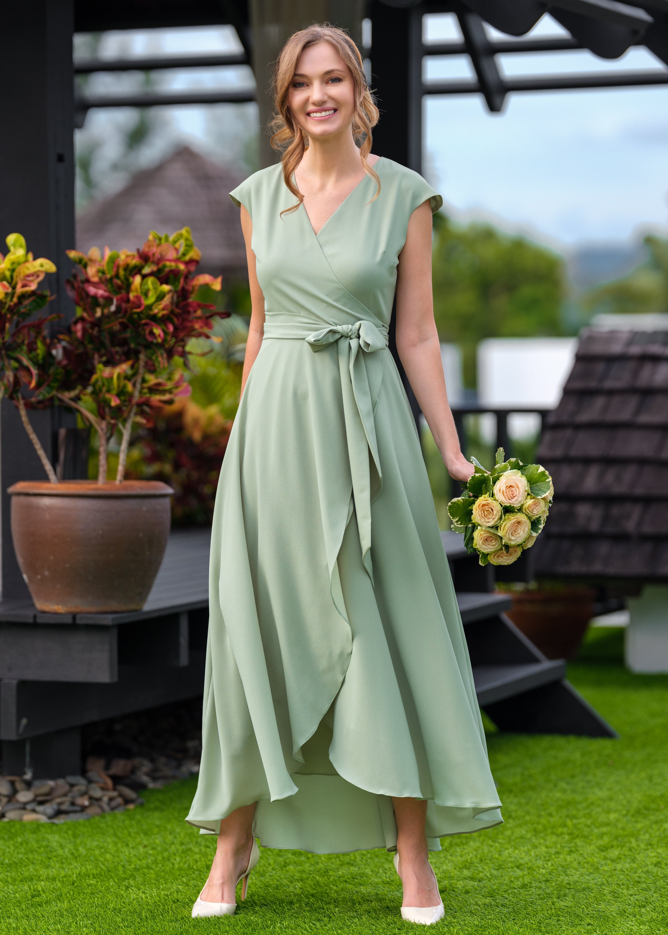 pale green wedding guest dress Green Wedding Guest Dresses