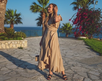 Robe portefeuille longue en lin beige sans manches, robe de demoiselle d'honneur, robe romantique, robe mi-mollet, robe d'été, robe de vacances asymétrique, robe de vacances