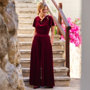 Burgundy velvet jumpsuit, bridesmaid jumpsuit, velvet jumpsuit, bridesmaid dress, wedding guest jumpsuit, evening jumpsuit