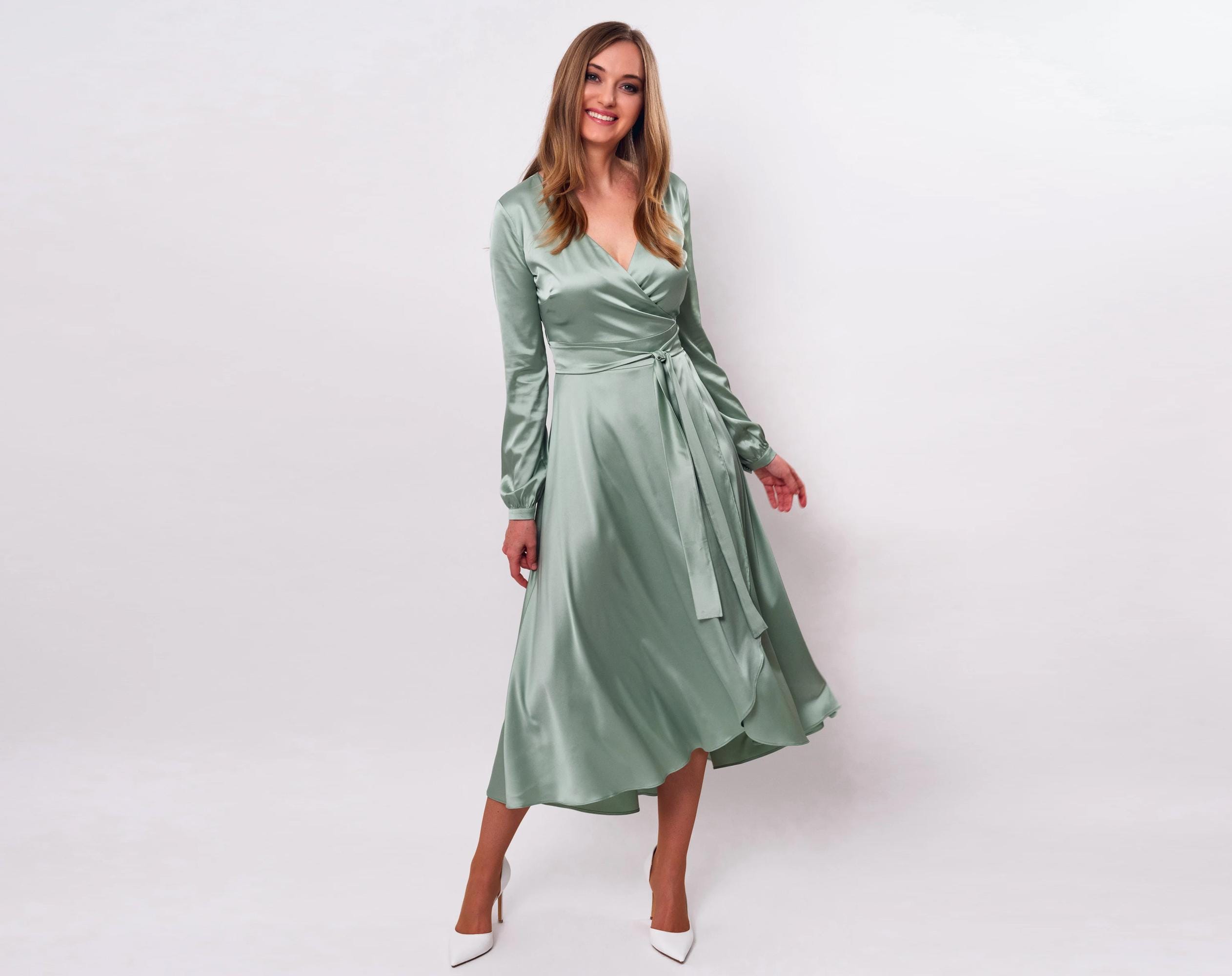 slim fit dress slacks Sheath/Column Scoop Knee-Length Sleeveless Mother of the Bride Dresses