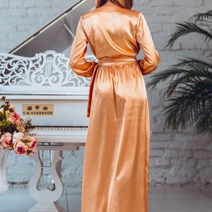 Gold silk satin long wrap around vintage robe, bridesmaid silk robe, wedding robe, satin bridesmaid robe, maxi robe, luxury robe zdjęcie 9