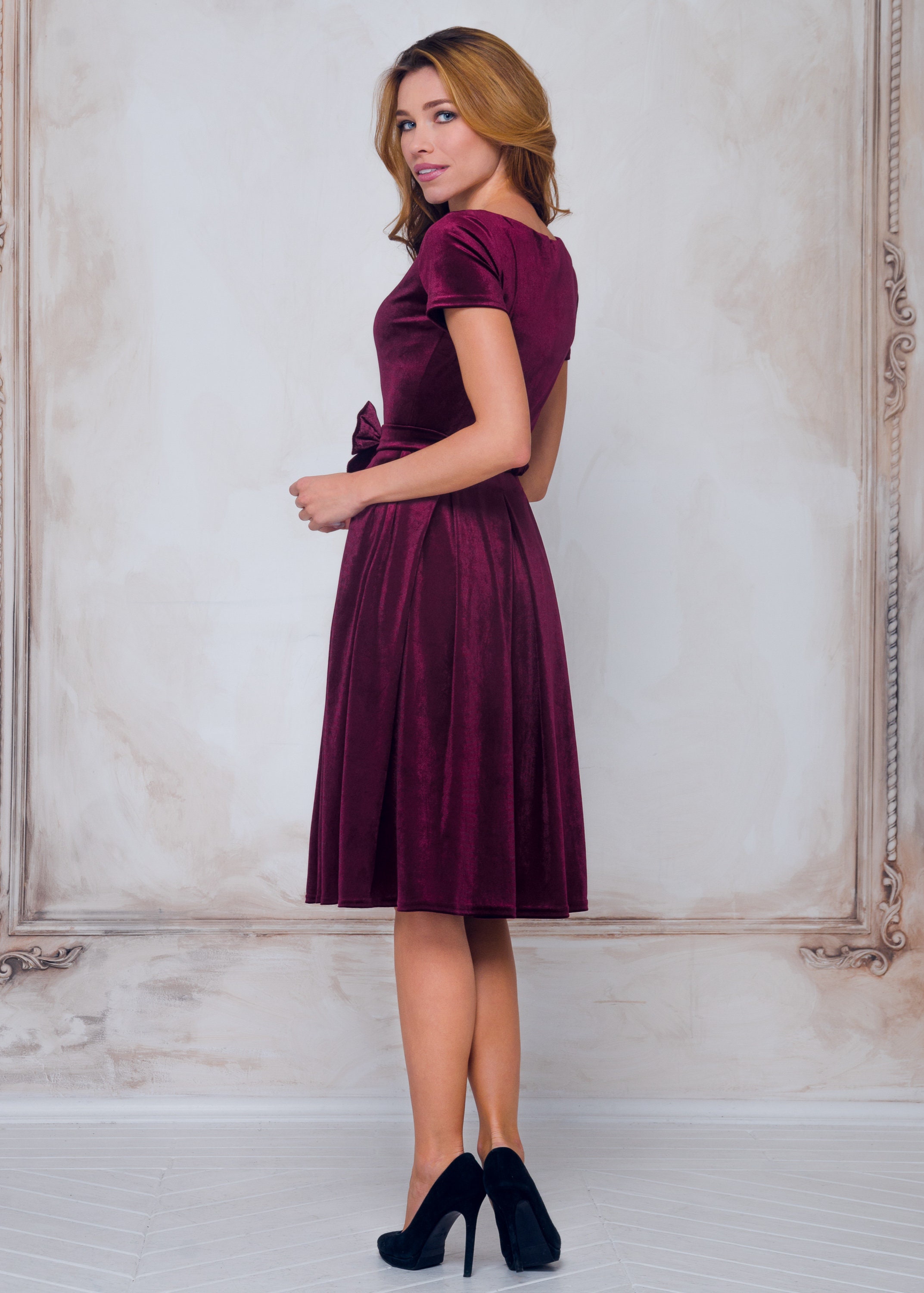 Velvet Short Dress in Plum Burgundy: with Short sleeves and bow belt, for Holiday Parties, Fall and Winter, Christmas
