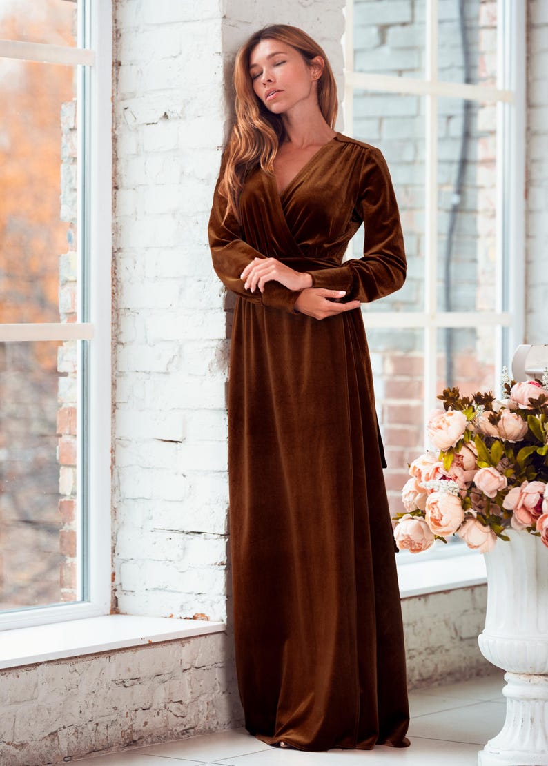 Rust Brown Velvet Wrap Robe: Long Sleeve Luxury Dressing Gown with Pockets and Waist Tie image 3