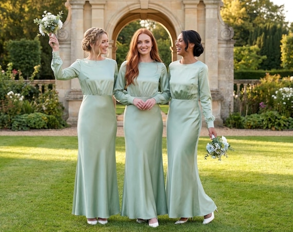 bridesmaid dresses in madison wi Zapaka Women Green A-Line Bridesmaid Dress with Slit Spaghetti Straps Satin  Long Corset Wedding Guest Dress – ZAPAKA NZ