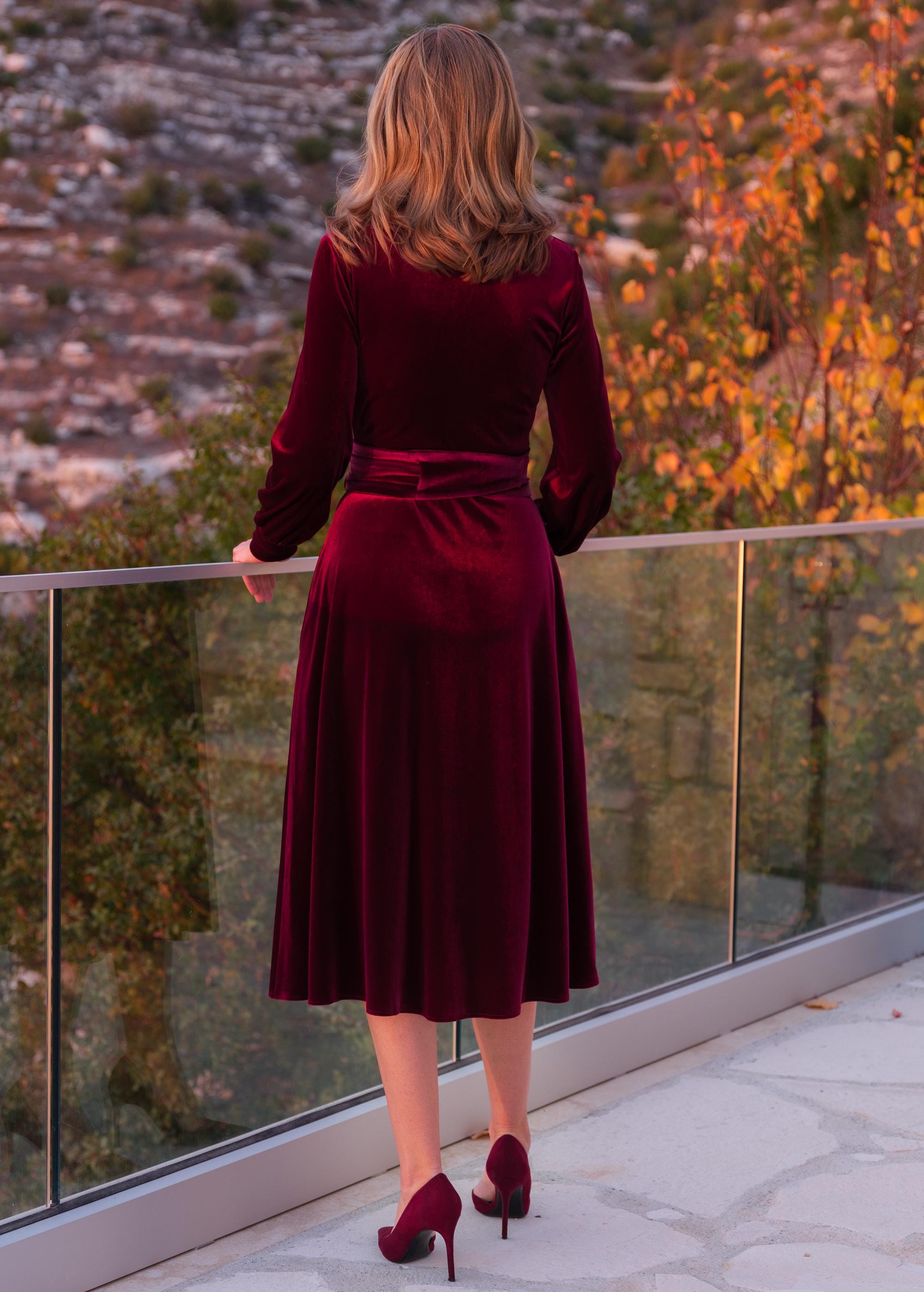 burgundy velvet dress knee length Red Burgundy Velvet Cap Short Sleeve Knee Length Holiday Party Outfit  Christmas Dress Ideas