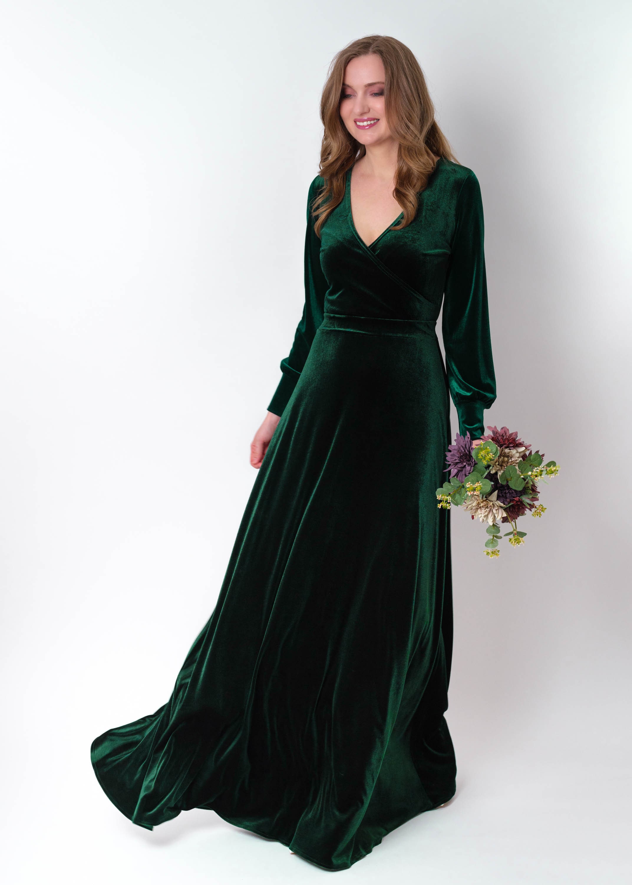 Emerald Green Velvet Maxi Dress: Elegant Long Sleeve Gown, Fall Wedding Guest, Modest Bridesmaid Emerald Green Velvet Maxi Dress: Elegant Long Sleeve Gown, Fall Wedding Guest, Modest Bridesmaid
