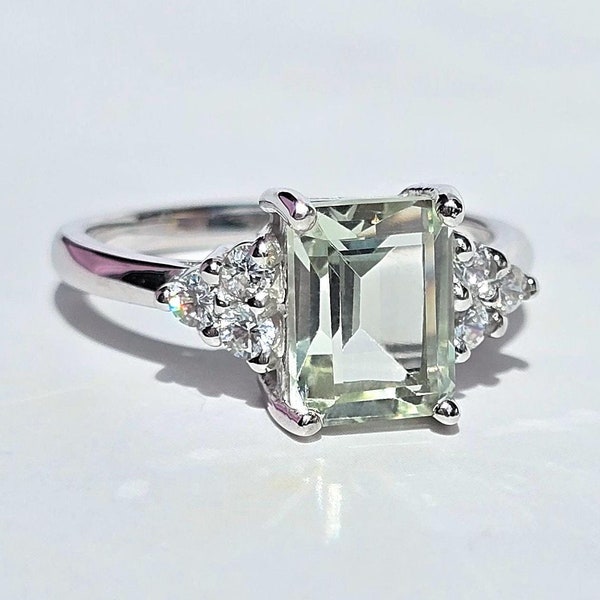 Anillo de amatista verde talla esmeralda en plata y oro - Anillo de compromiso, promesa, cumpleaños, aniversario, día de la madre, regalo para su esposa, mamá, novia