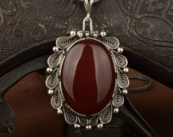 Red Aqeeq Filigree Silver Pendant, Silver Handmade Jewelry, 925 Sterling Silver, For Women, Necklace, Red Yemeni Aqeeq - Agate
