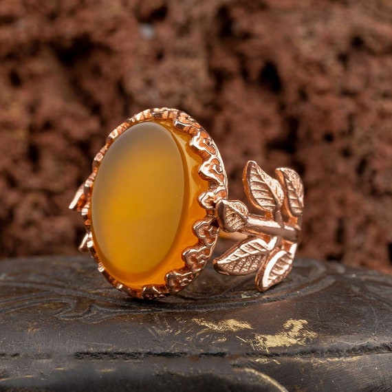 Aqeeq ring design best sale in gold for ladies