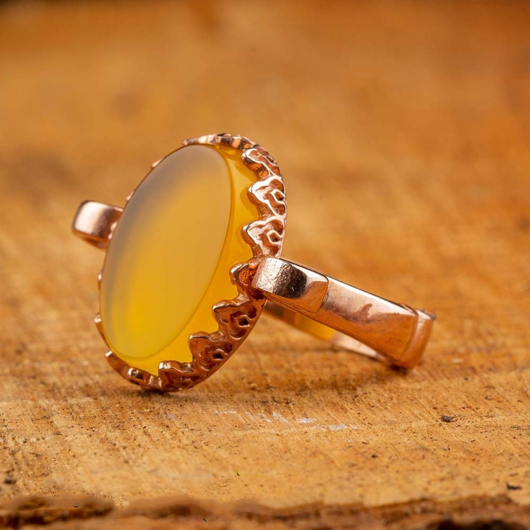 Gold ring with aqeeq stone deals