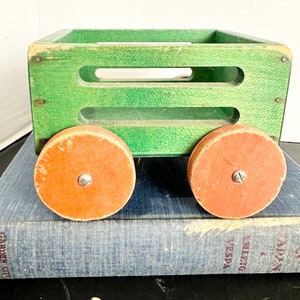 Toy Wooden Wagon Vintage Toy Antique Wood Wagon Antique Vintage handmade toy wagon/ primitive/ Christmas farmhouse decor