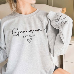 Custom Grandparent Sweatshirt with Kid Name on Sleeve, Personalized Nana jumper, Minimalist granny jumper, Christmas Gift for Nana Sport Grey