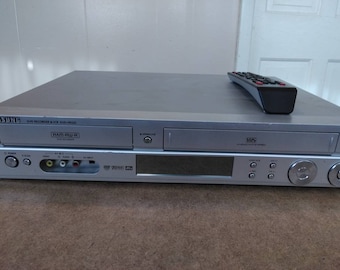 Samsung DVD-V9800 Reproductor de DVD combinado VHS de conversión ascendente  1080p sin sintonizador con control remoto y cables -  México