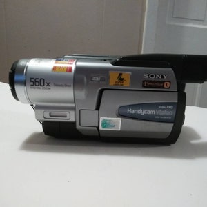 Sony CCD-TRV98 Handycam Camcorder