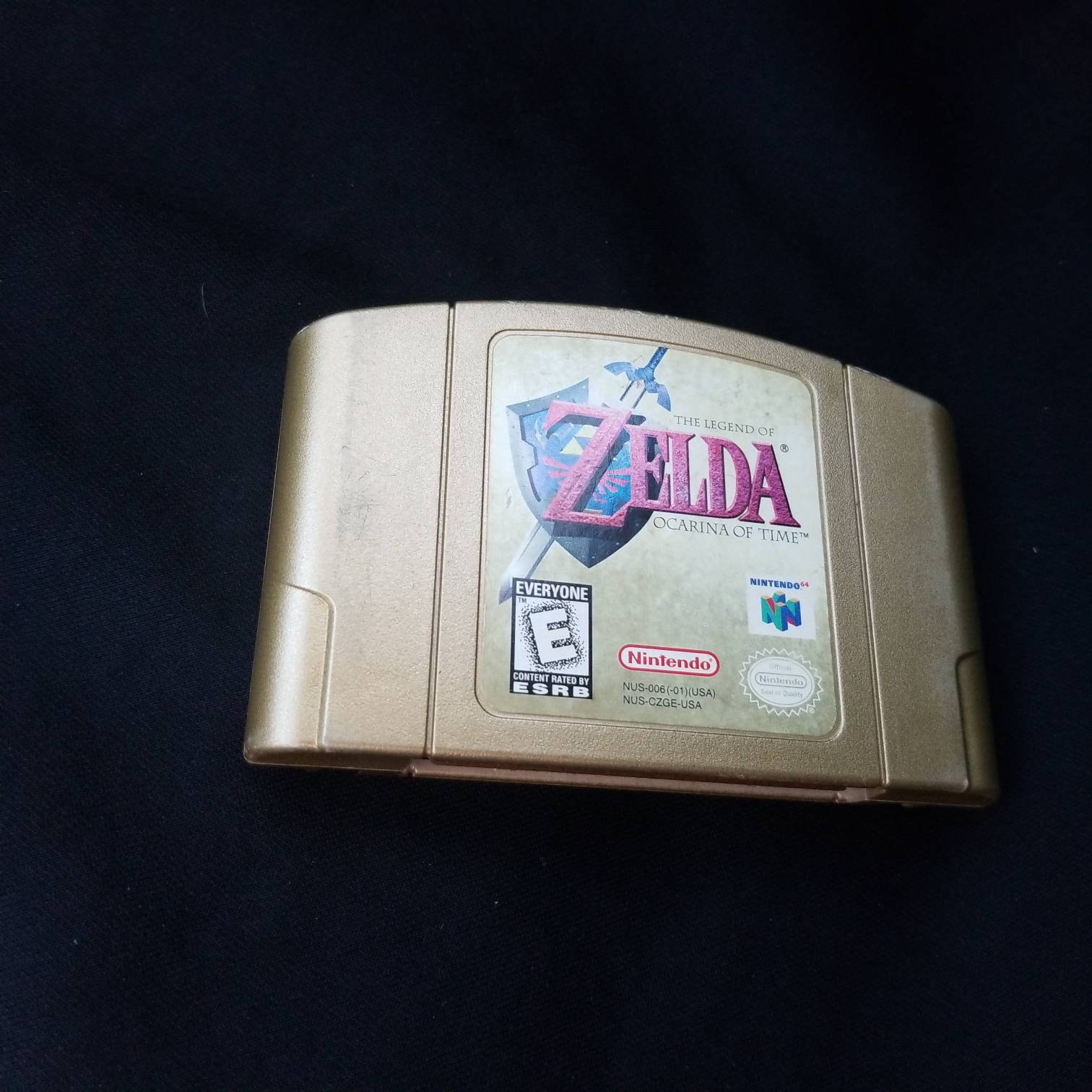 Zelda Ocarina of Time Gold Nintendo 64