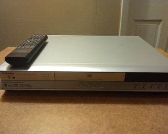 Toshiba DVD Recorder With Remote Control