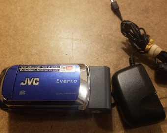JVC Everio 16GB SD GZ-MS130AU Camcorder
