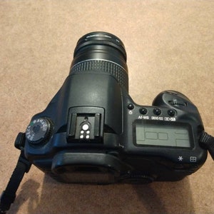 Canon EOS 10D Camera With Lens image 4
