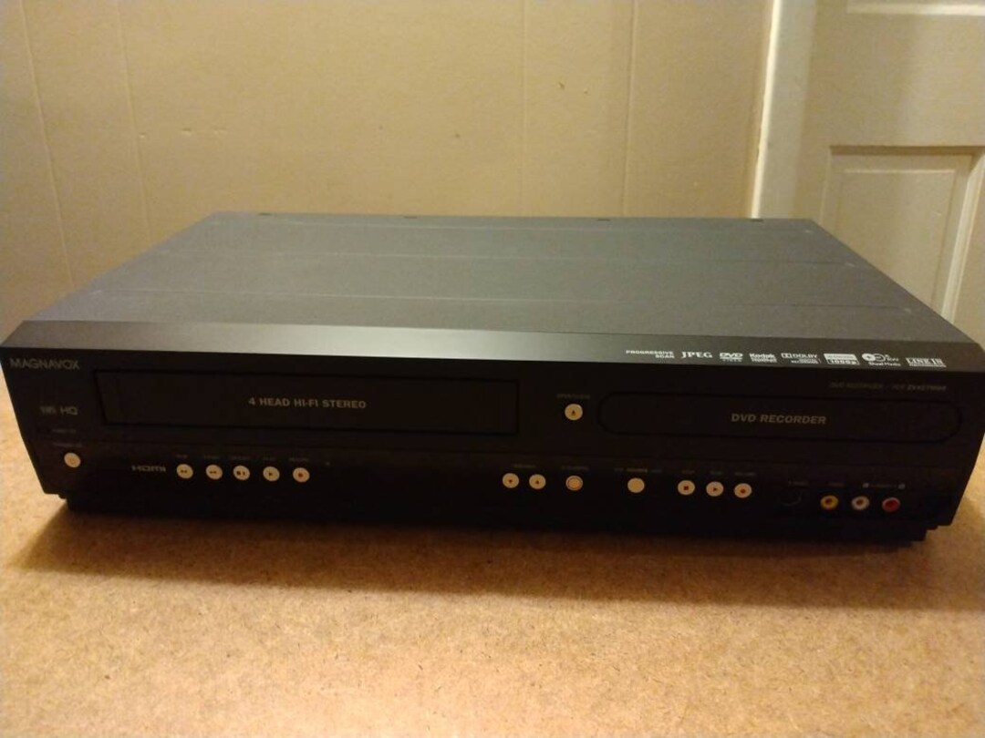 Magnavox ZV427MG9 DVD Recorder VCR Combo Transfer Tapes With Remote