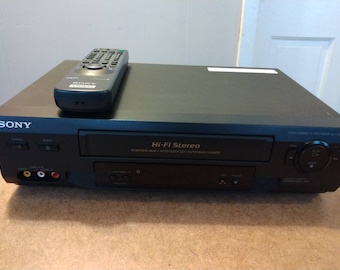 Sony VCR Video Cassette Recorder With Remote Control