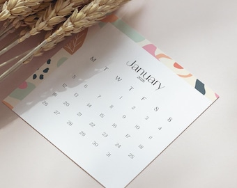 Calendario 2026 imprimible en formato mini (4x4 / 3x3 / 2x2), calendario de inicio de domingo y lunes, tarjetas de planificación de diario con patrón abstracto colorido (PDF)