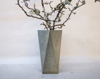 Flower Vase, Dried Flowers Vase, Pottery Vase, Ribbed Vase, Vase For Branches, Concrete Utensil Holder, Cherry Blossom Vase, Concrete Vase,