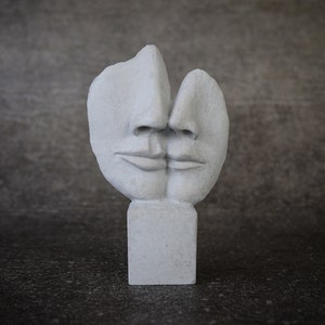 Lovers Couple Statue, Abstract Art Decor, Newlywed Couple Gift, Gift ...