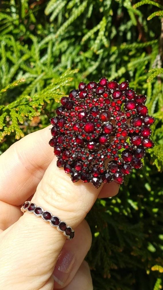 Antiques Victorian Bohemian Garnet brooch Circa 18