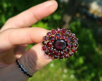 Bohemian garnet brooch Norm gold 1920 Germany