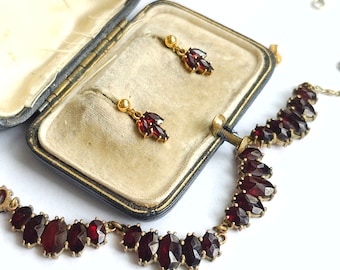 Vintage gold  earrings with natural Garnet . Gold 333. Free shipping