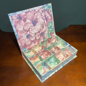 Vintage Floral Fabric Storage Box | Jewerly/ Trinket Box