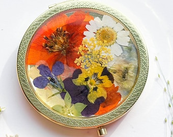 Handmade Flower Compact Mirror, Floral Bridesmaid gift Pocket Makeup Mirror, Travel Pocket Mirror, Wedding Vintage Gift for Her
