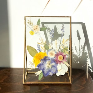 Pressed flower frame pressed flowers art flower Christmas gift botanical art collage mother&#39;s day gift for her gift for mom, home decor