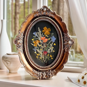 Vintage Pressed flower frame, pressed flower art, botanical home décor, Dried Flower Picture Frame, Flower lovers bouquet gift for her