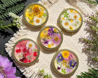 Custom Name Pressed Flower Compact Mirror Handmade Floral Gift for Her Bridesmaid Favor