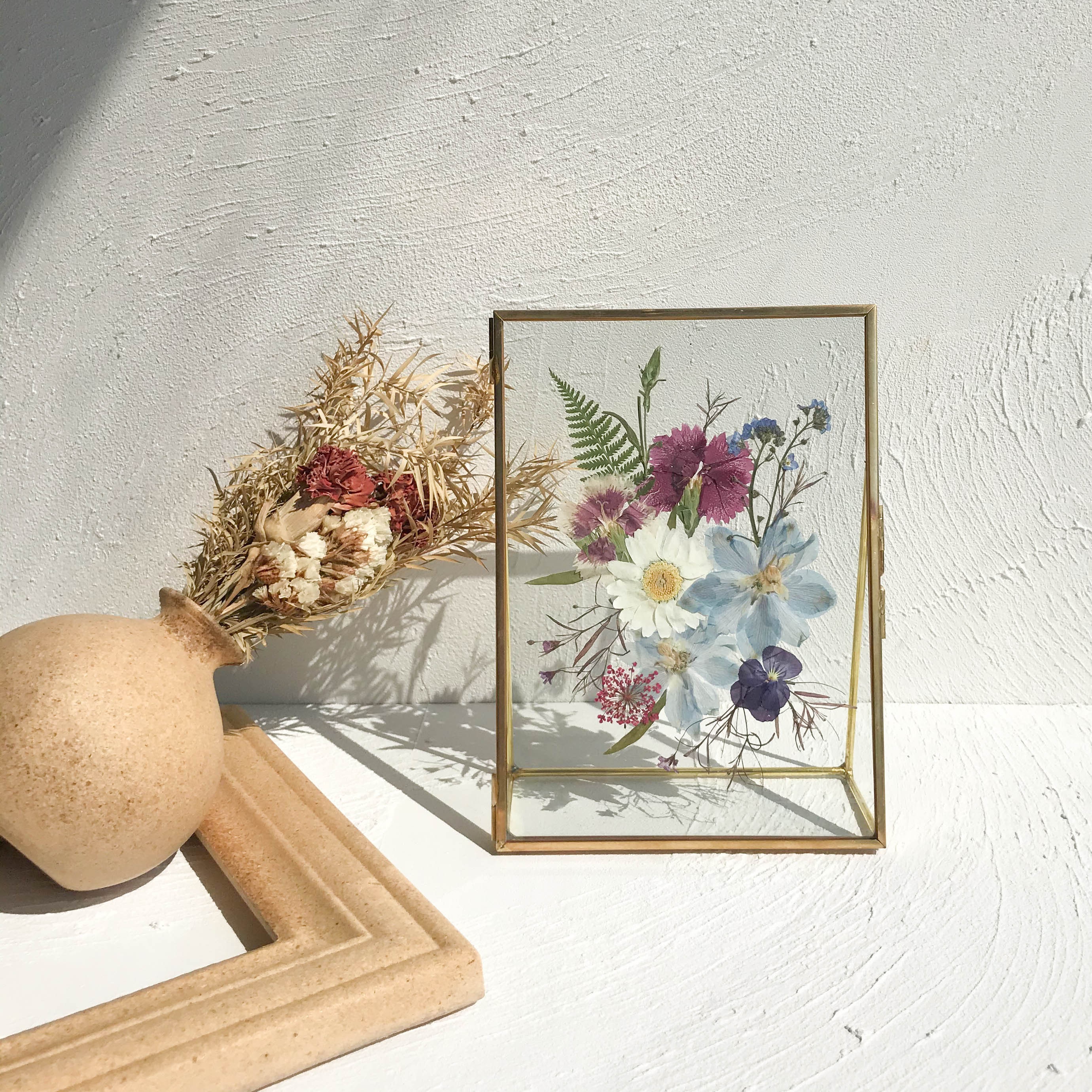 Dried Pressed Flowers, Black, and Gold Resin Round Holiday