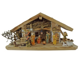 Magnifique crèche de Noël Neunhof fabriquée à la main comprenant 12 pièces. Ensemble de figurines K 650-9, dimensions : environ 58 x 20 x 24 cm figurines 9,5 cm