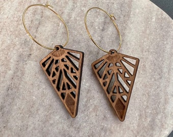 Wooden earring | Aztec triangle