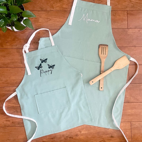 Cotton Green Apron, Mother’s Day Gift, Personalized Name Apron, Matching Apron kids Adult family, Head Chef and Sous Chef, Christmas gift