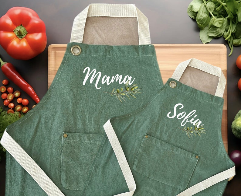 Personalized Linen Apron with Branch Olive, Custom Name Cooking Apron Pockets Adult Kid Apron, Baking, Painting Apron, House warming Gift zdjęcie 2