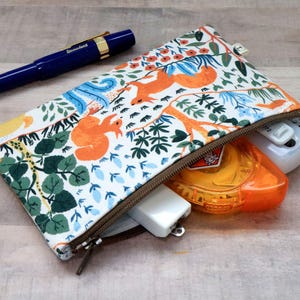Bolsa plana con cremallera con diseño de animales: bolsa para cosméticos, bolsa de maquillaje, monedero pequeño, organizador de almacenamiento, billetera de viaje, estuche para cables, bolsa EDC