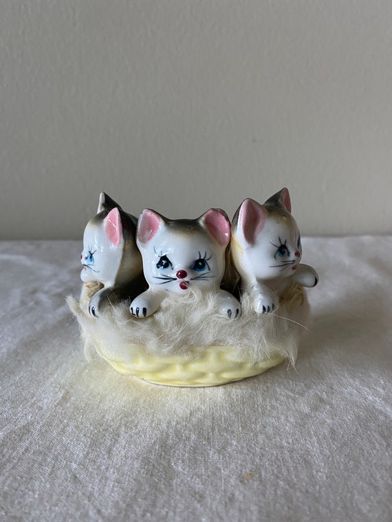 邦楽 KITTY CONNECTION 20th century Bandai Tamagotchi connection 20th anniversary Rhinestone